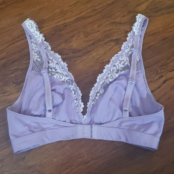 Wacoal Womens Lavendar Embroidered Floral Trim Bralette Size 38 - Picture 4 of 6